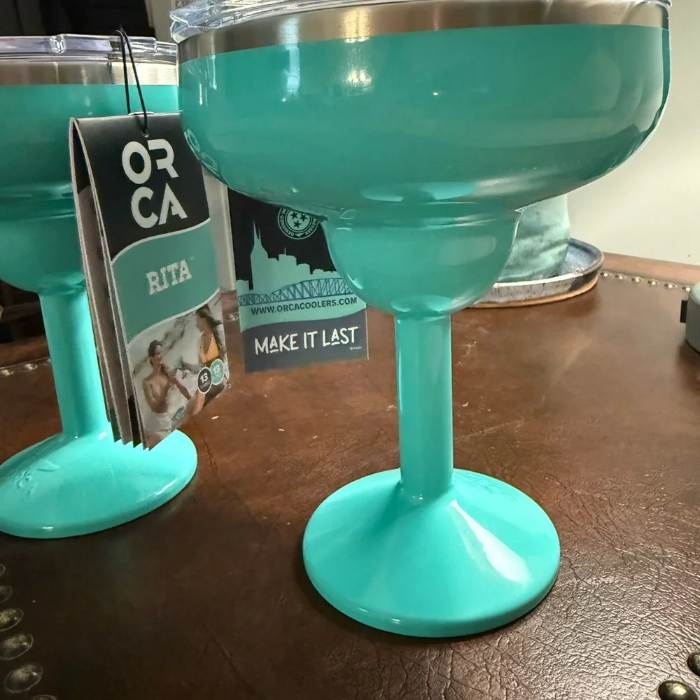Seafoam orca cups